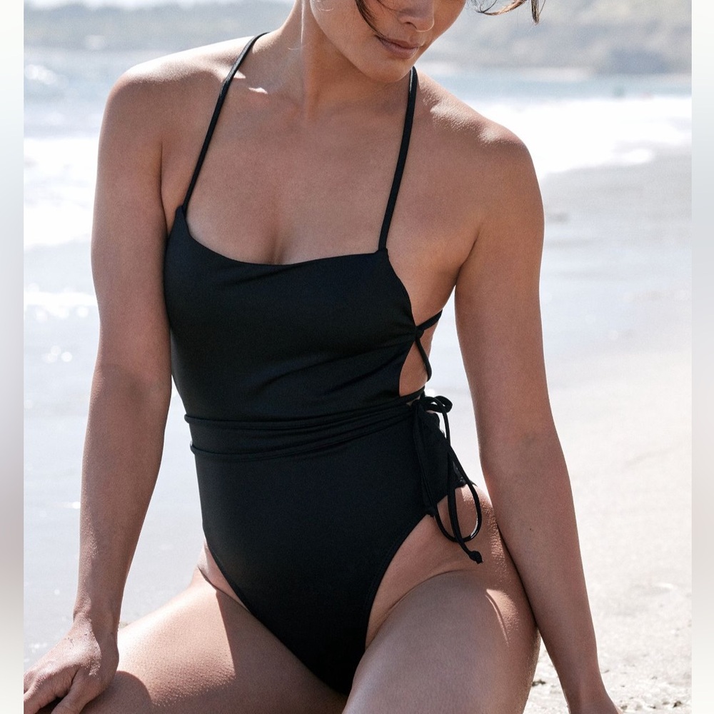 NWOT Good American Shine Barely There One Piece Swimsuit